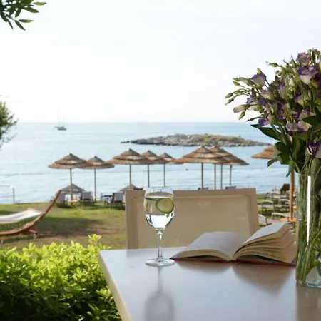 Beautiful Stefany With Pool In Porec