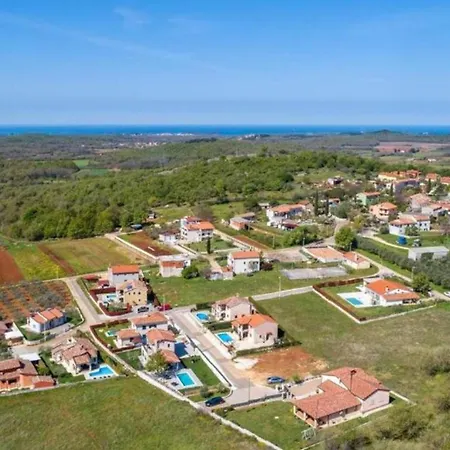 Вилла Beautiful Stefany With Pool In Porec *